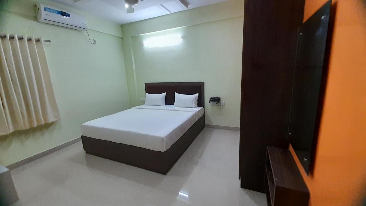 Redkey Inn Airport Bangalore Bagian luar foto